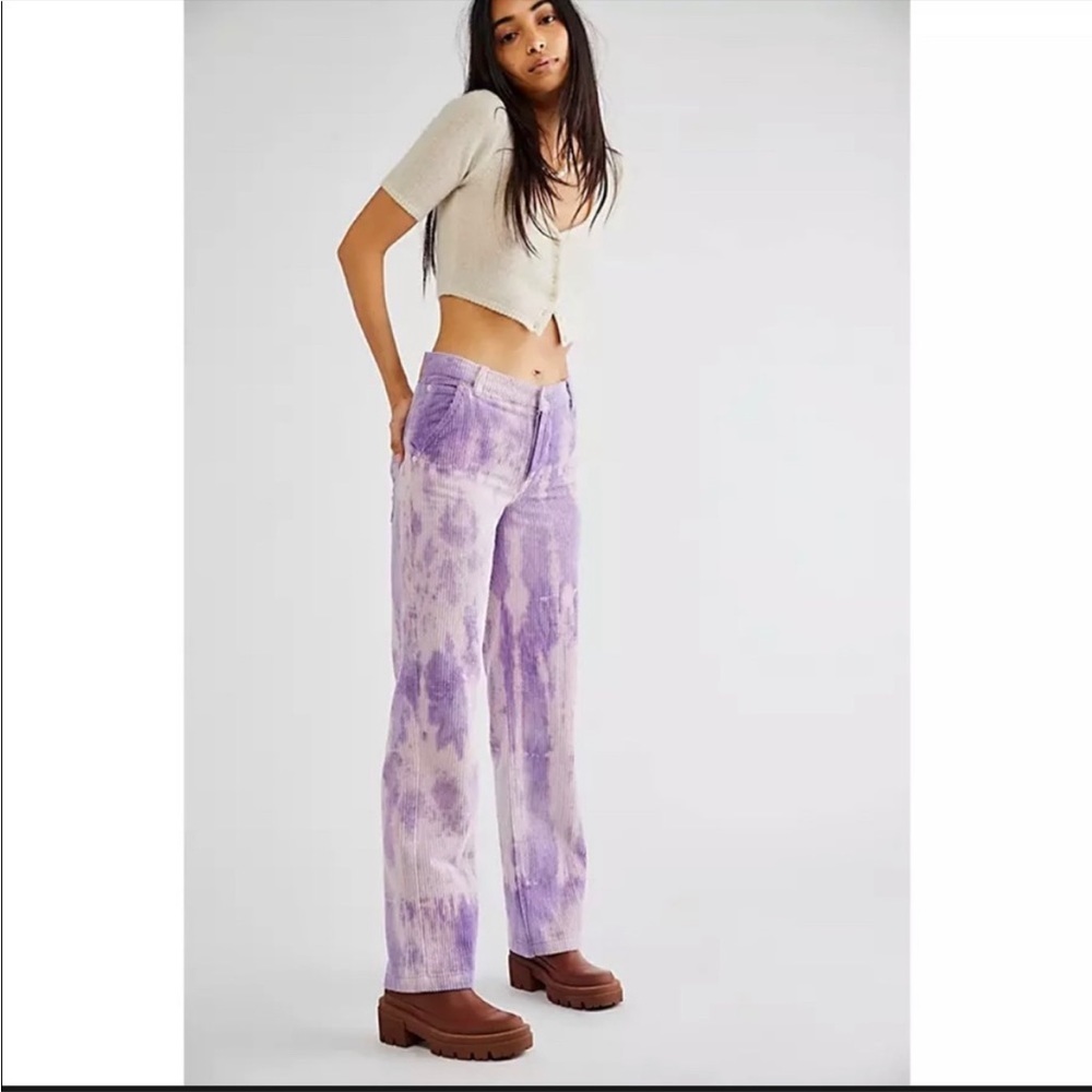 Free People Reese Pitched Straight Cord Jeans in Moonlit Orchid NWT. Size 29